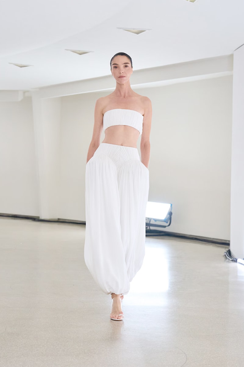 NYFW 懶人筆記：被大牌明星愛瘋了的 Alaïa，選址彩蛋、設計巧思.. 5 個亮點一文看懂！