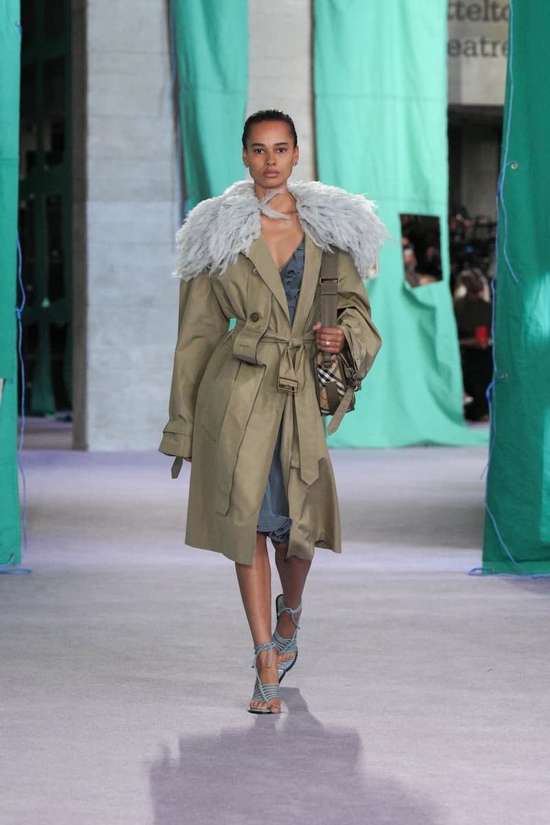 burberry 2025 summer runway detail looks london fashion week