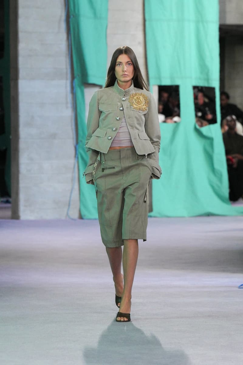 burberry 2025 summer runway detail looks london fashion week