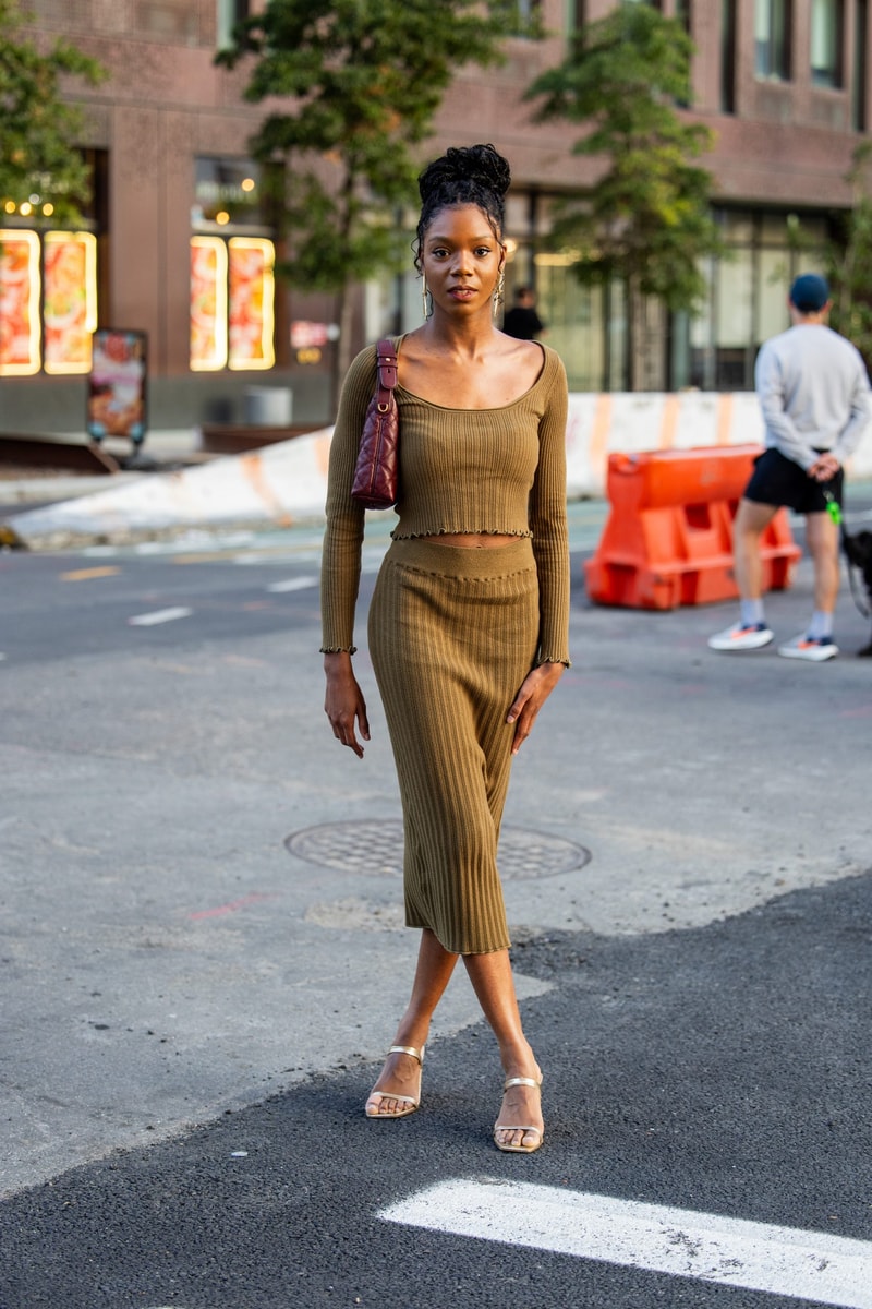NYFW：紐約時尚客都在穿什麼？這幾個顏色的出鏡率特別高！