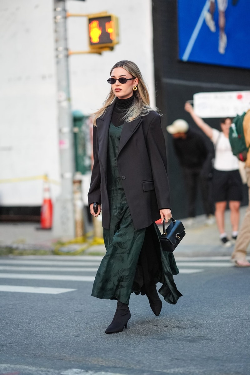 NYFW：紐約時尚客都在穿什麼？這幾個顏色的出鏡率特別高！