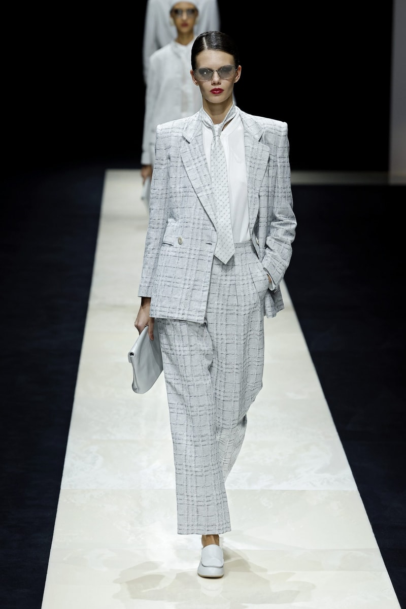 追求未來的美好：Emporio Armani 2025 春夏系列，在流行中尋找永恆