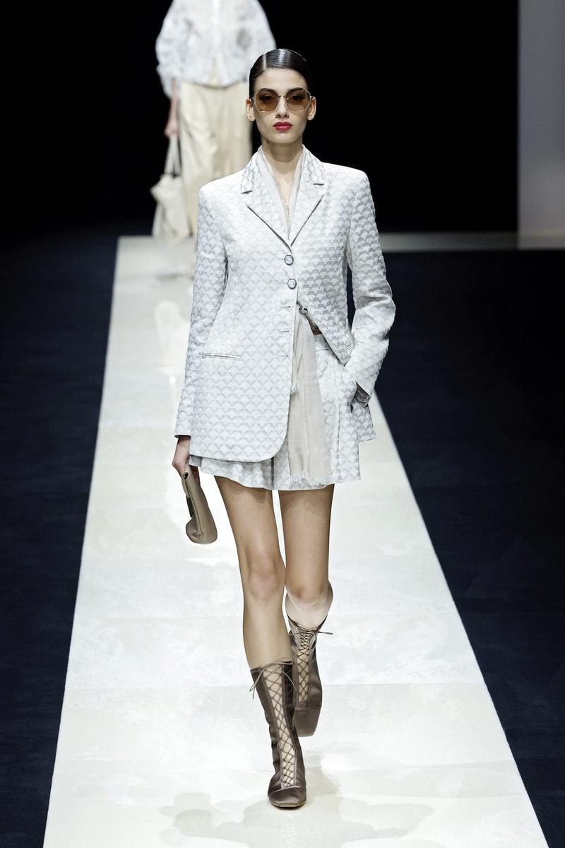 追求未來的美好：Emporio Armani 2025 春夏系列，在流行中尋找永恆