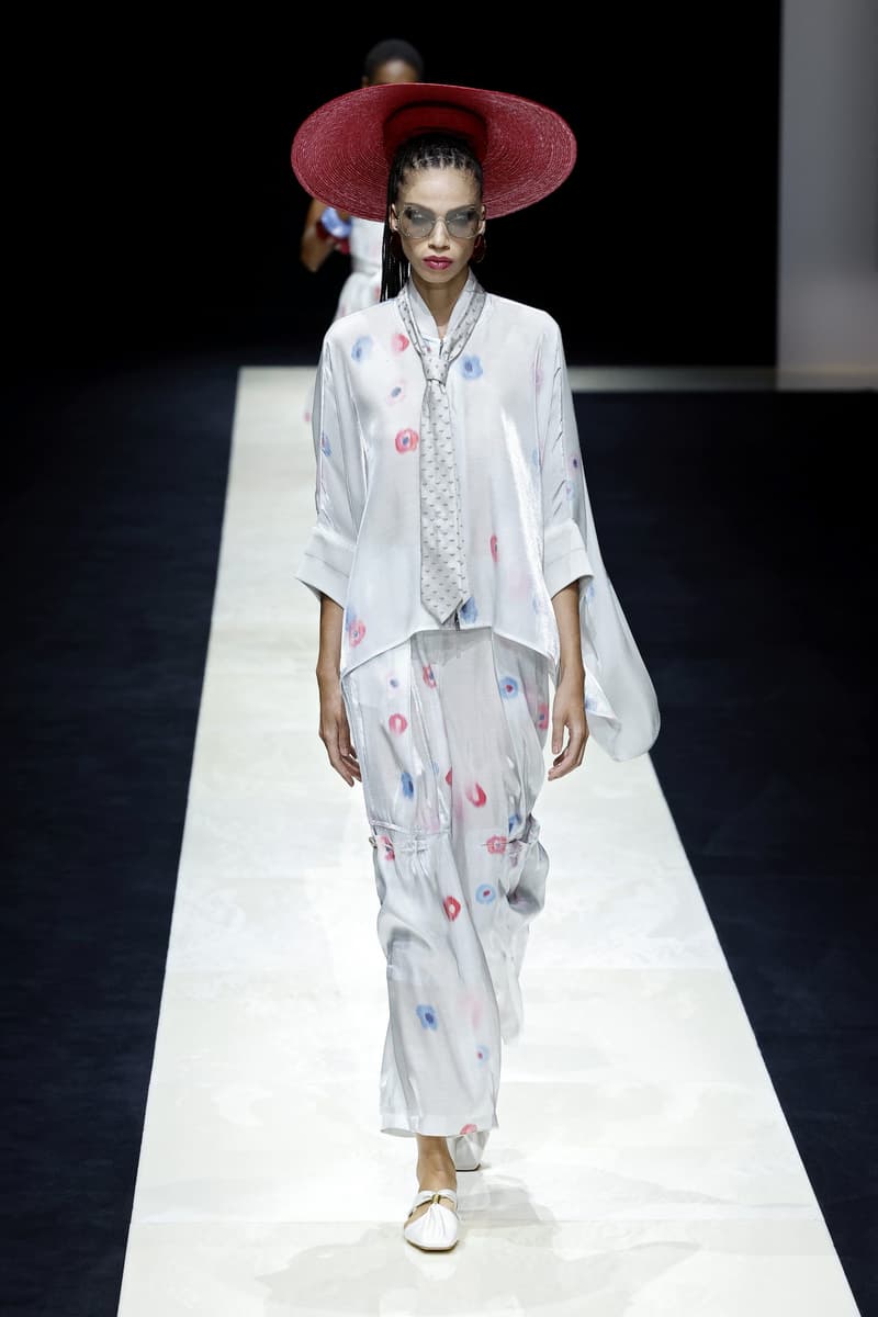 追求未來的美好:Emporio Armani 2025 春夏系列,在流行中尋找永恆