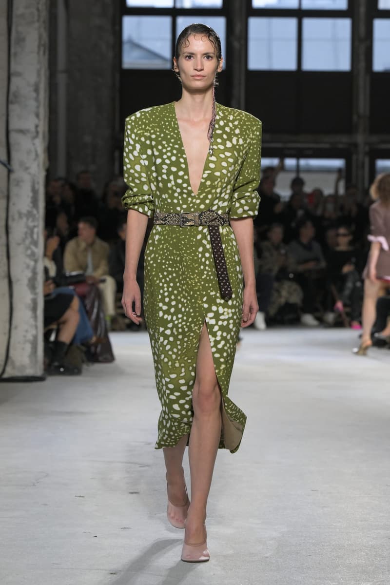 PFW:Dries Van Noten 工作室釋出首個系列,成功秉承品牌的美學與理念