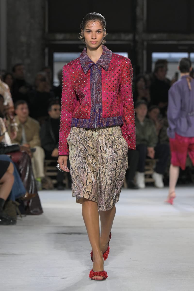PFW:Dries Van Noten 工作室釋出首個系列,成功秉承品牌的美學與理念