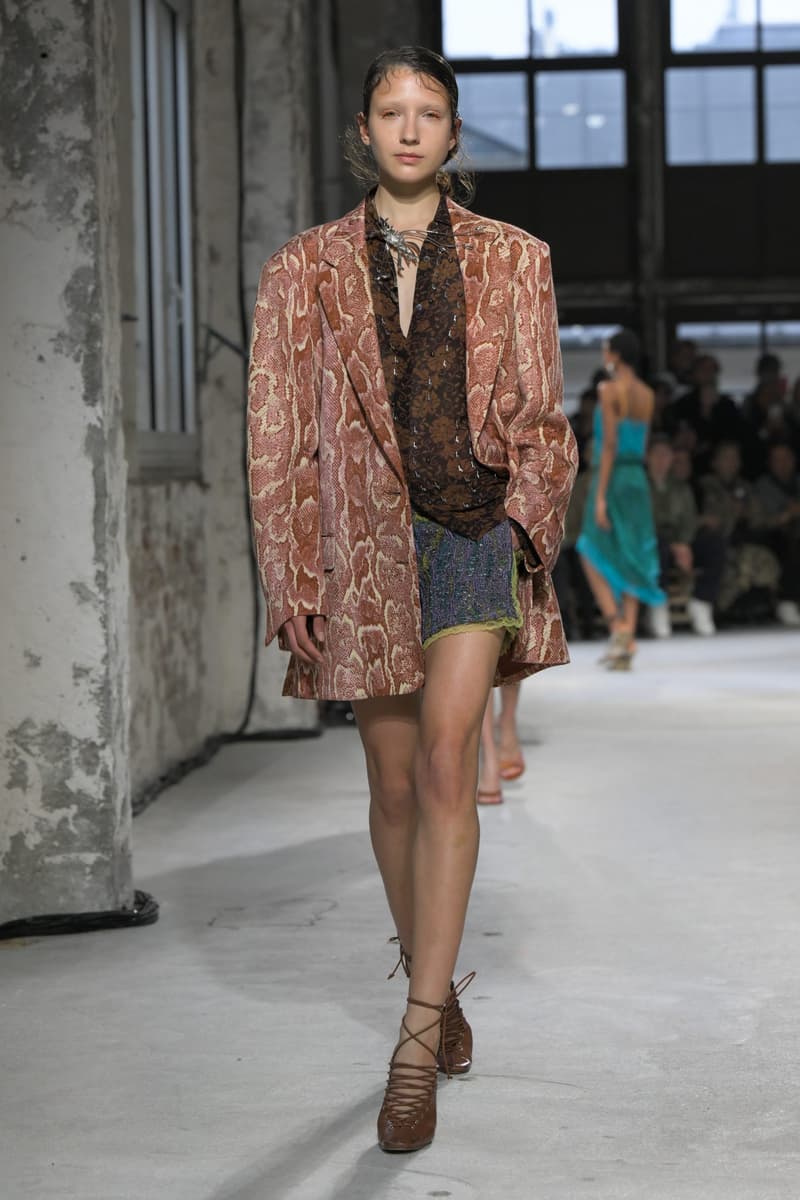 PFW:Dries Van Noten 工作室釋出首個系列,成功秉承品牌的美學與理念