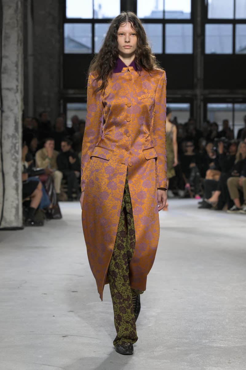 PFW:Dries Van Noten 工作室釋出首個系列,成功秉承品牌的美學與理念