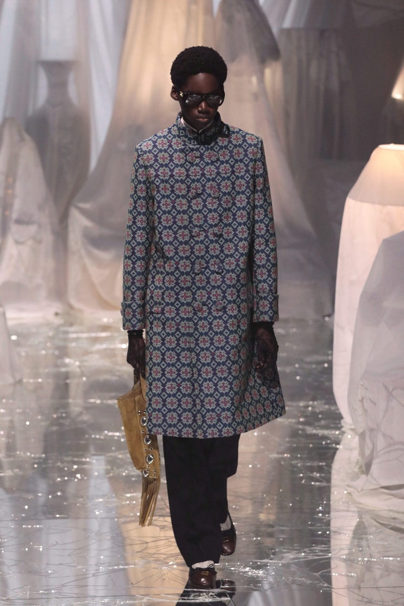 PFW：Alessandro Michele 的 Valentino 時代，以浪漫華麗的波希米亞風格展開序幕