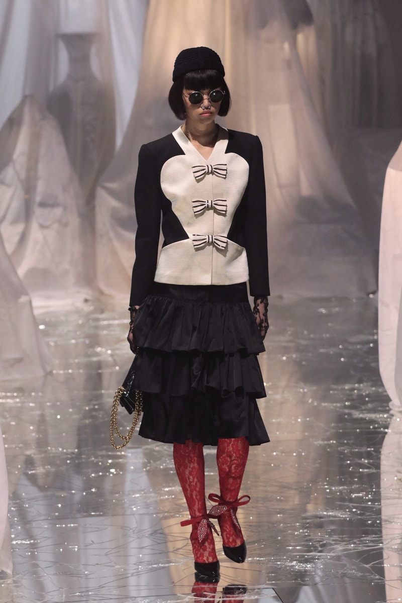 PFW：Alessandro Michele 的 Valentino 時代，以浪漫華麗的波希米亞風格展開序幕