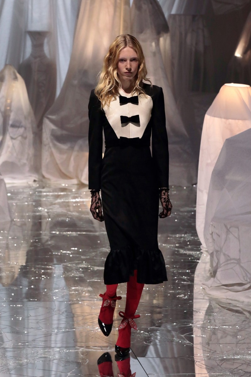 PFW：Alessandro Michele 的 Valentino 時代，以浪漫華麗的波希米亞風格展開序幕