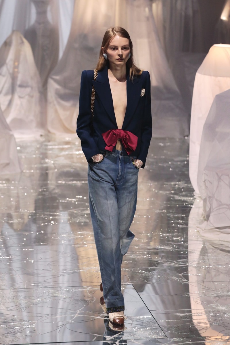 PFW：Alessandro Michele 的 Valentino 時代，以浪漫華麗的波希米亞風格展開序幕