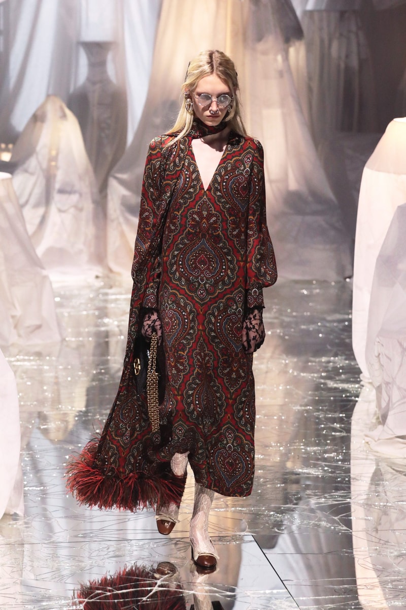 PFW：Alessandro Michele 的 Valentino 時代，以浪漫華麗的波希米亞風格展開序幕