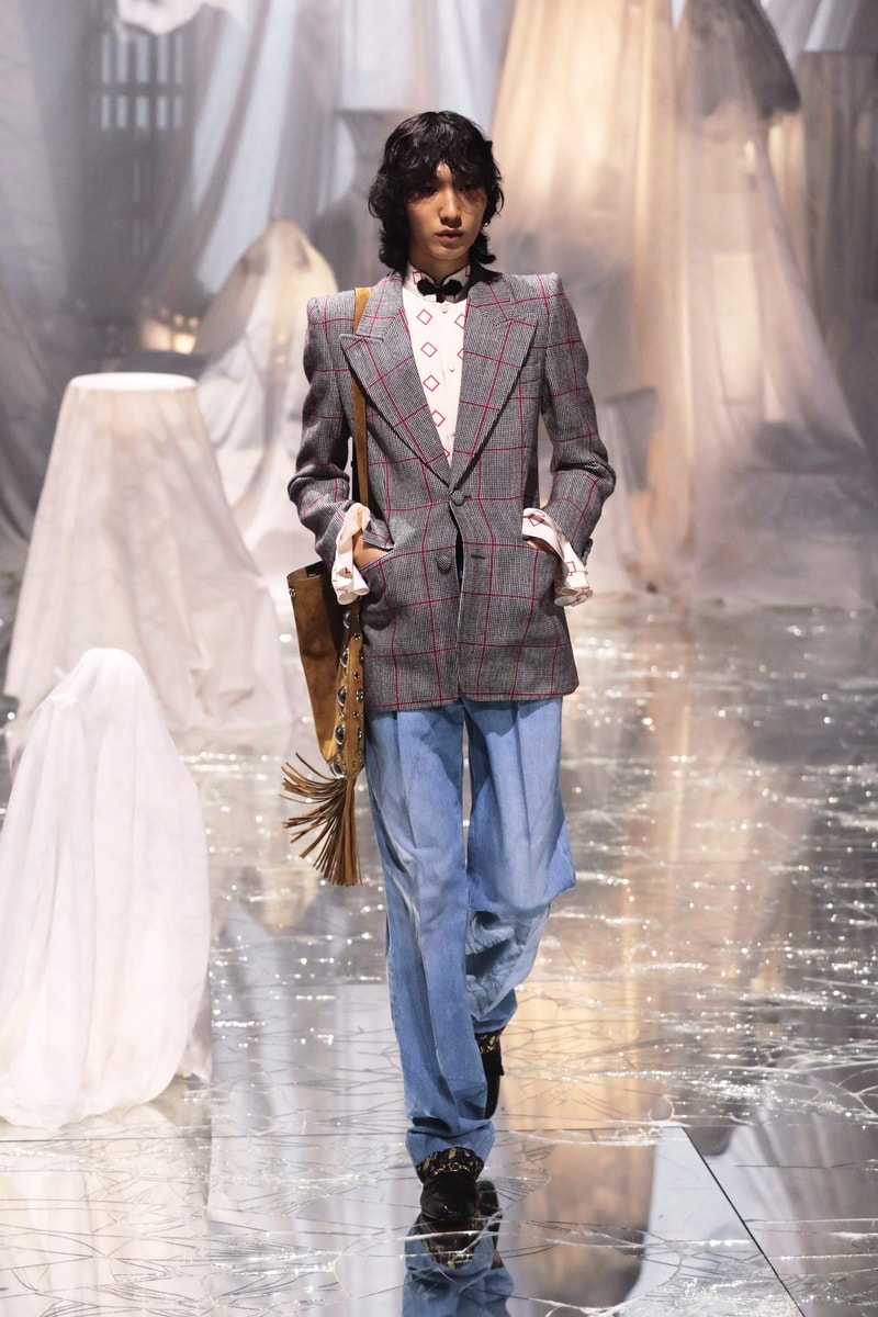 PFW：Alessandro Michele 的 Valentino 時代，以浪漫華麗的波希米亞風格展開序幕