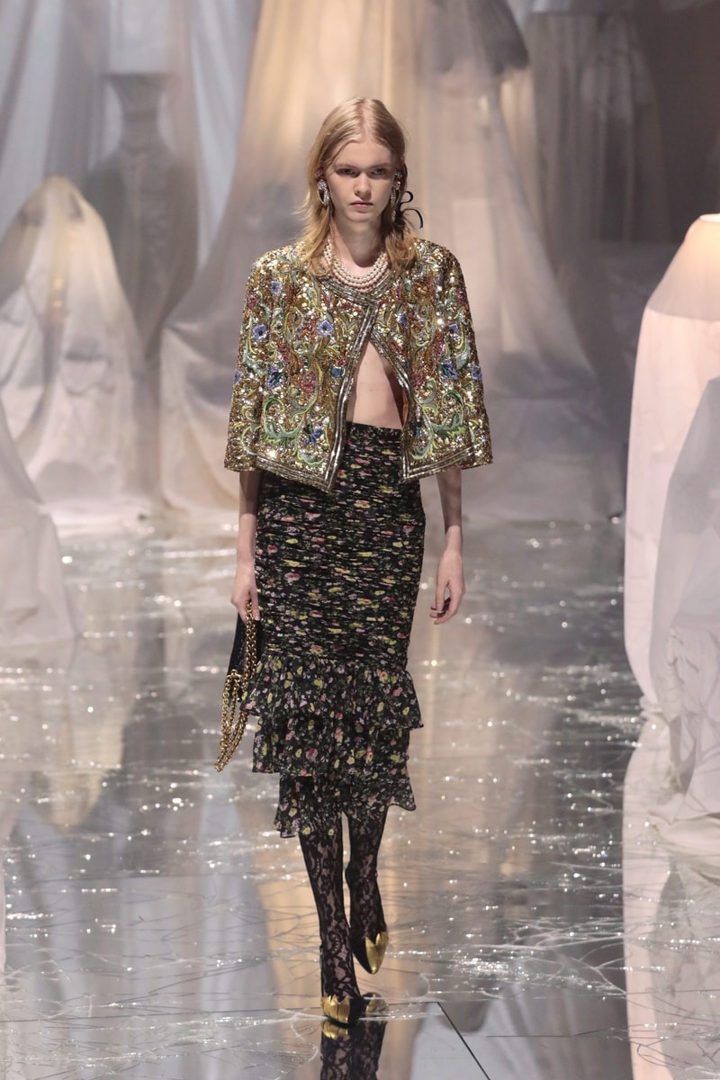 PFW：Alessandro Michele 的 Valentino 時代，以浪漫華麗的波希米亞風格展開序幕