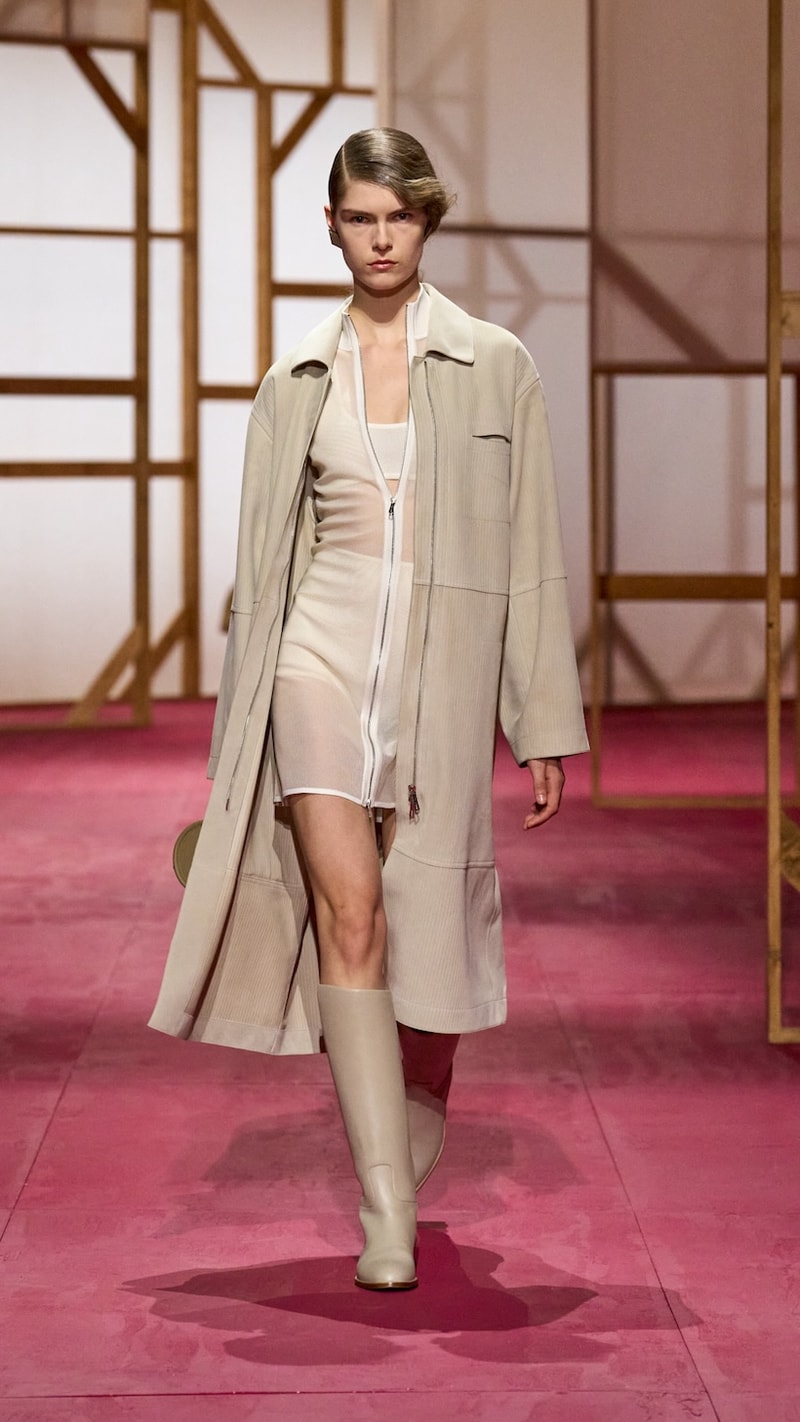 hermes pfw 2025 spring summer looks detail birkin inspiration