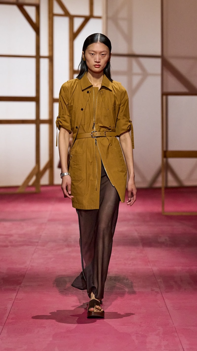 hermes pfw 2025 spring summer looks detail birkin inspiration