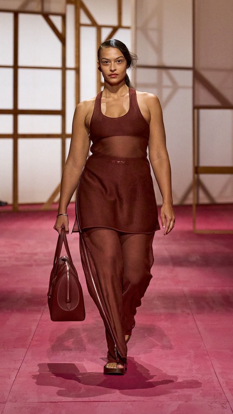 hermes pfw 2025 spring summer looks detail birkin inspiration