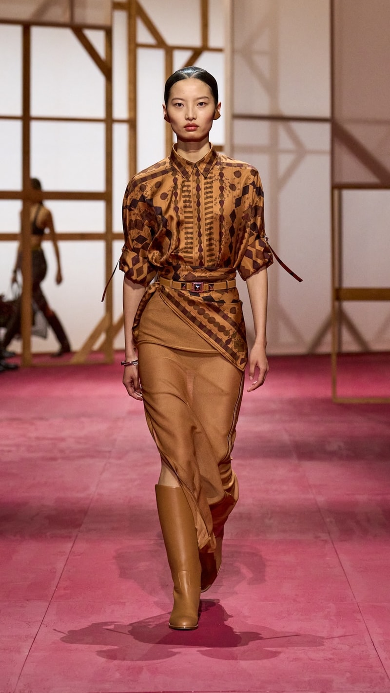 hermes pfw 2025 spring summer looks detail birkin inspiration