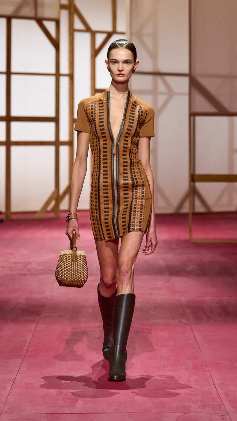 hermes pfw 2025 spring summer looks detail birkin inspiration