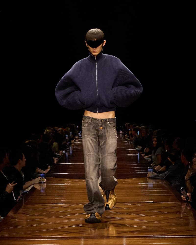 Balenciaga 2025SS fashion show