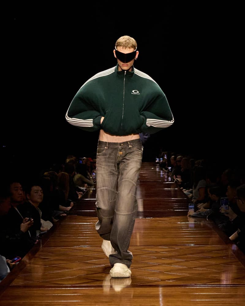 Balenciaga 2025SS fashion show