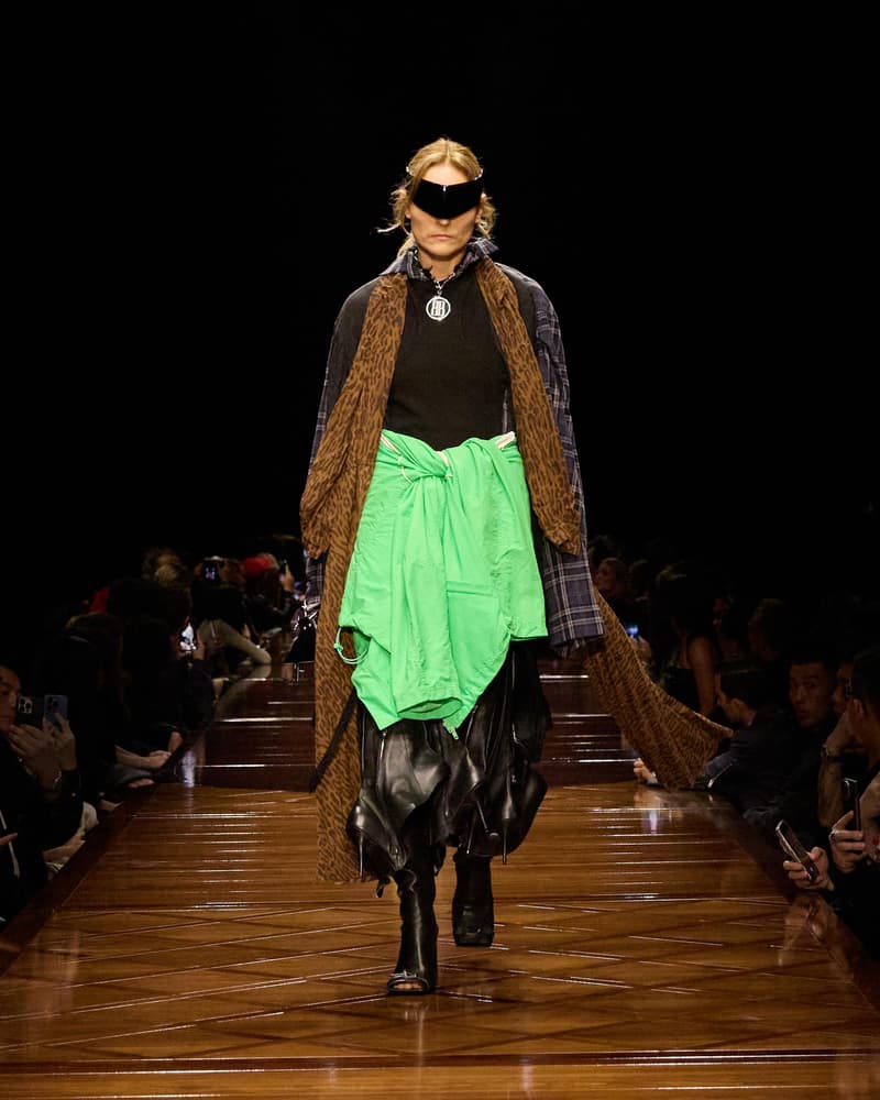 Balenciaga 2025SS fashion show