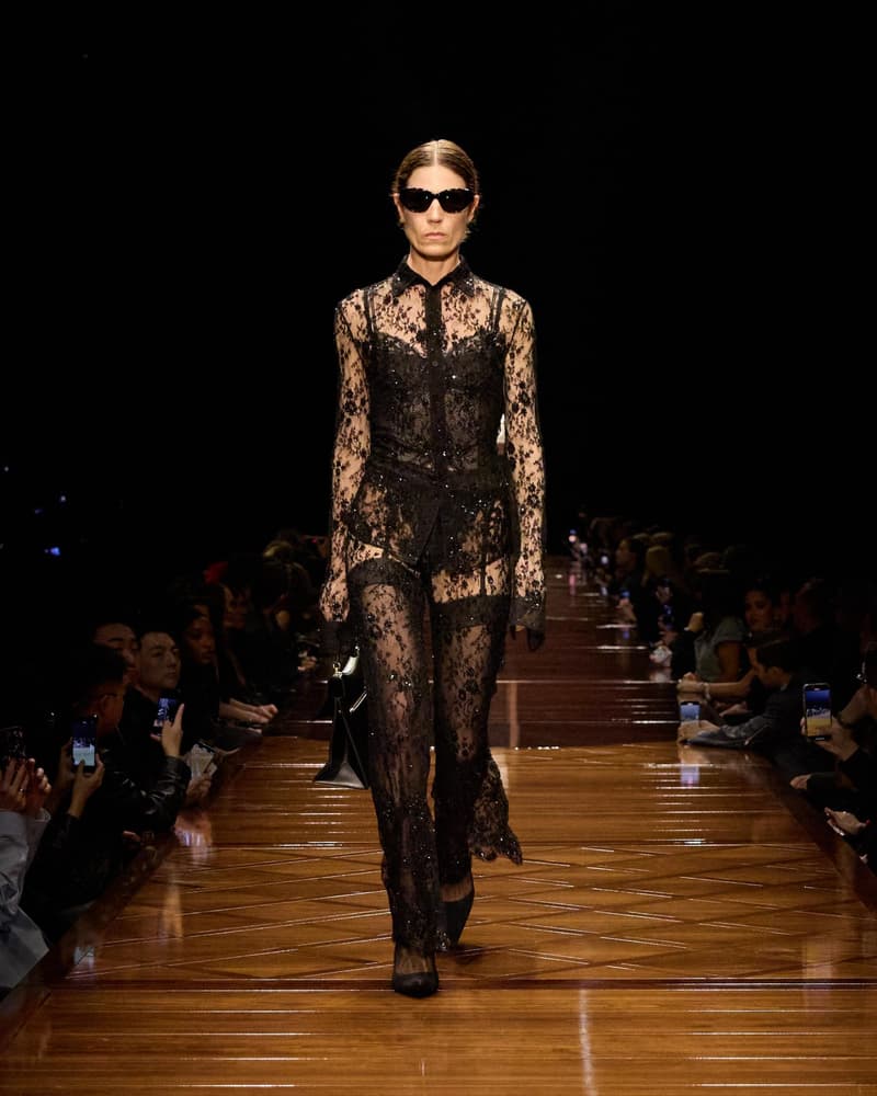 Balenciaga 2025SS fashion show