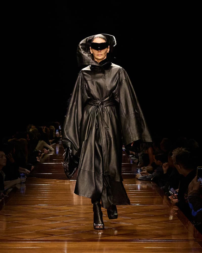 Balenciaga 2025SS fashion show
