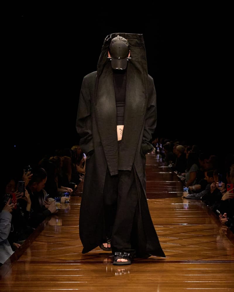 Balenciaga 2025SS fashion show