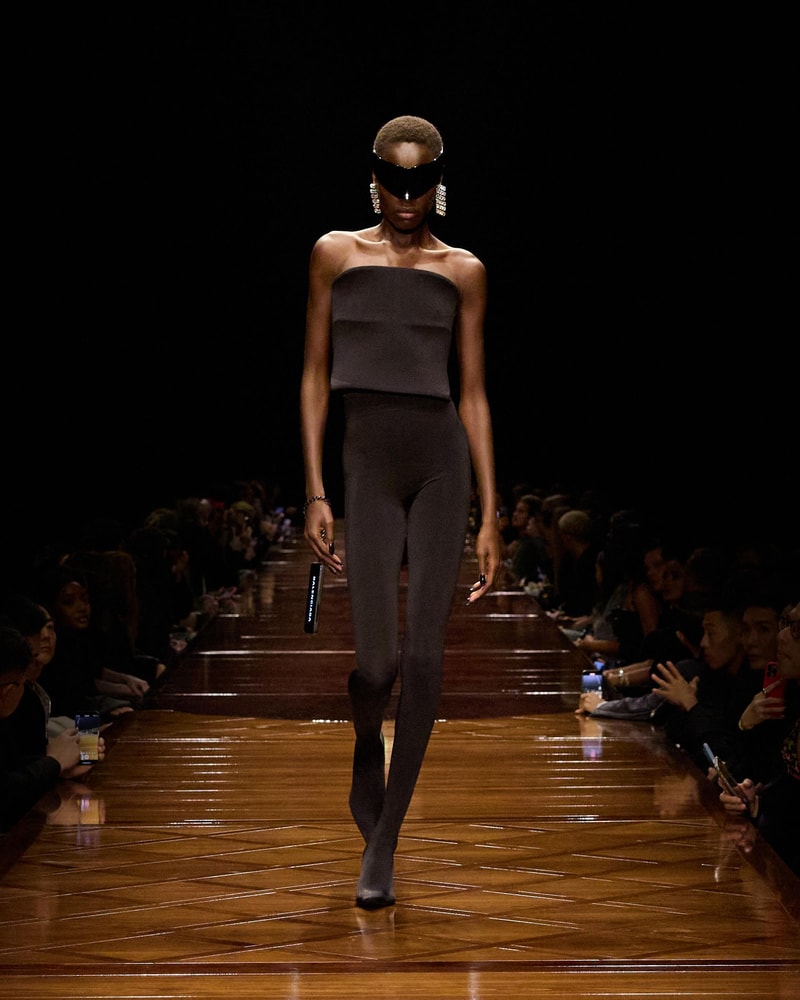 Balenciaga 2025SS fashion show