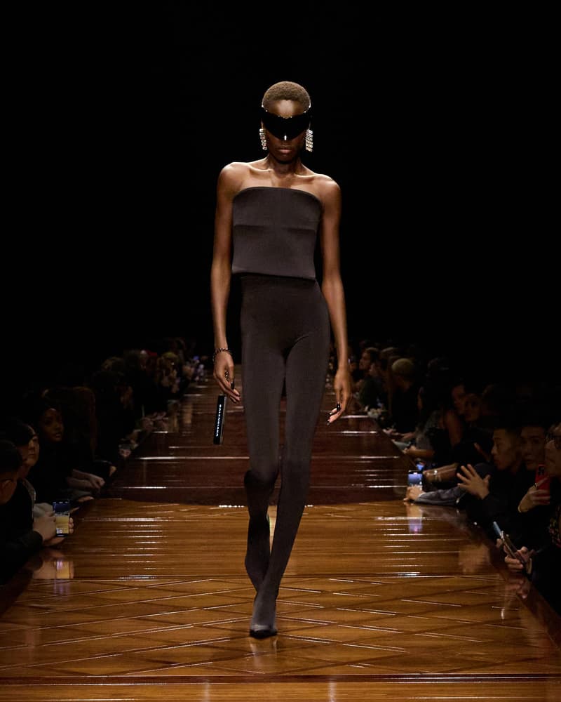 Balenciaga 2025SS fashion show