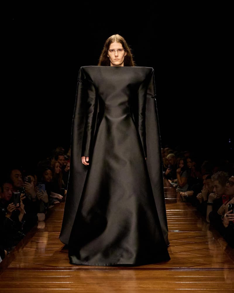 Balenciaga 2025SS fashion show
