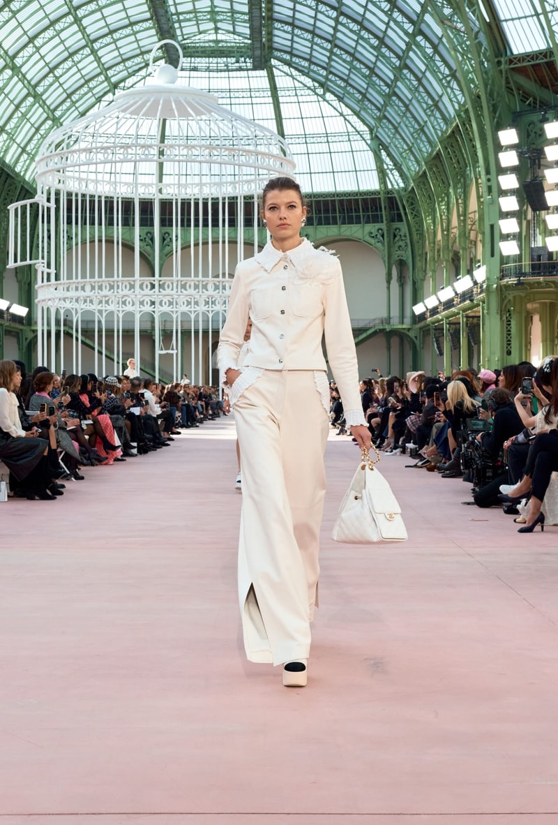 chanel 2025 spring summer grand palais paris fashion week looks