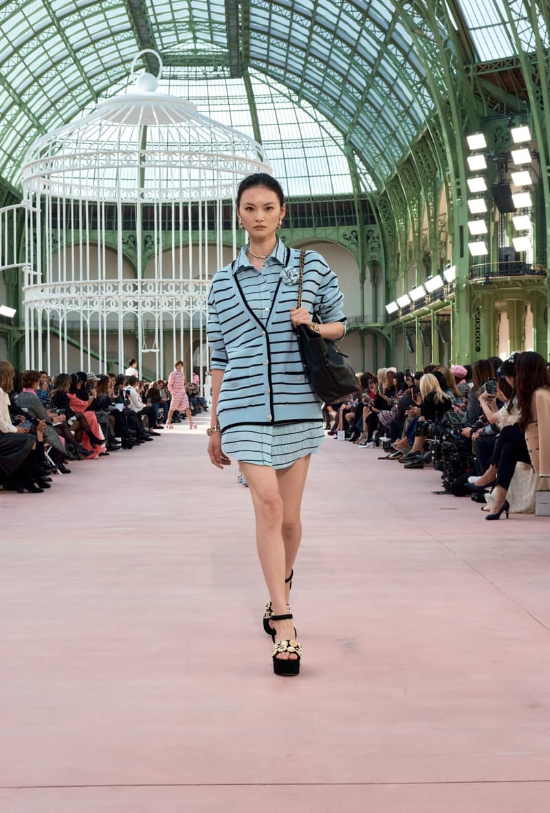 chanel 2025 spring summer grand palais paris fashion week looks