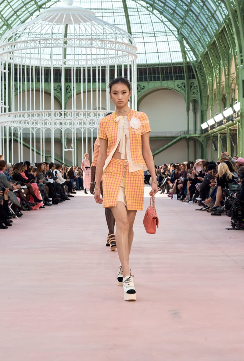 chanel 2025 spring summer grand palais paris fashion week looks