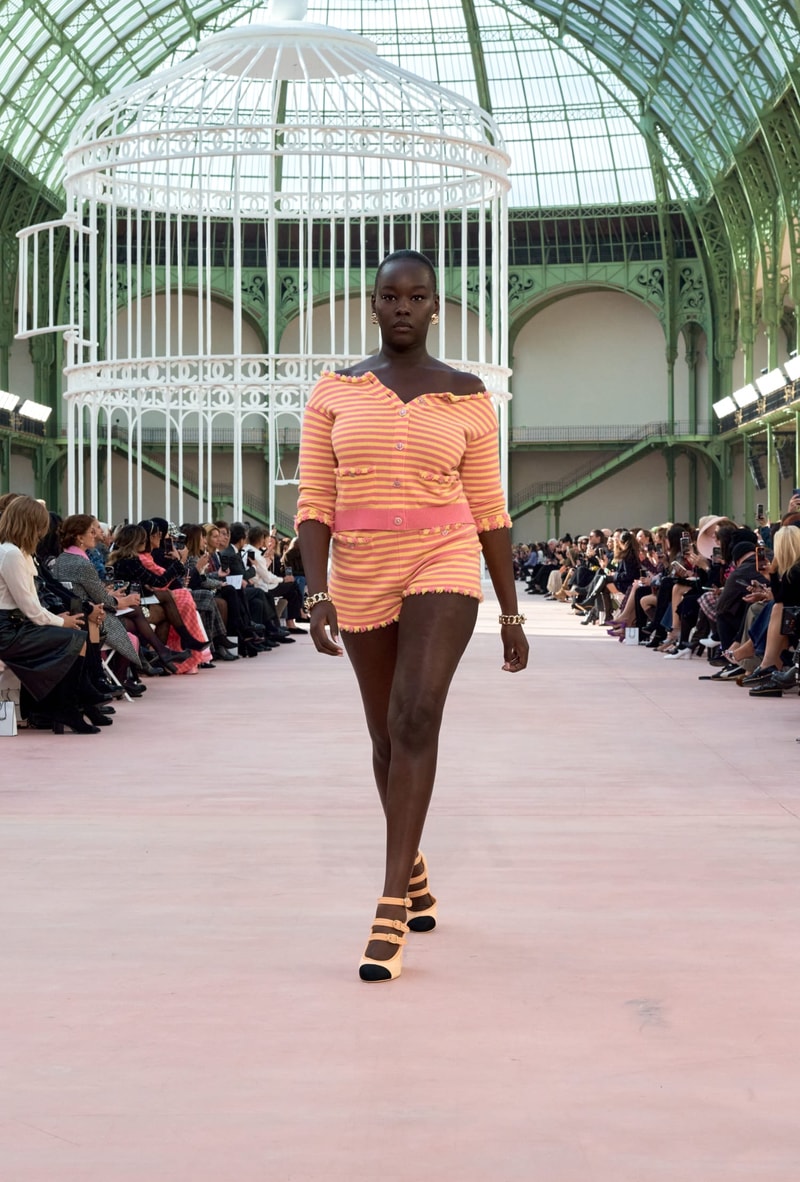 chanel 2025 spring summer grand palais paris fashion week looks