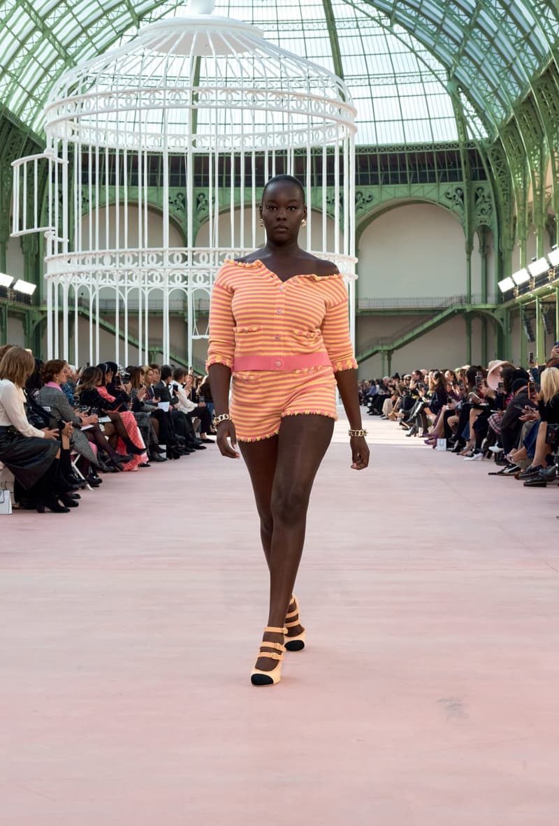 chanel 2025 spring summer grand palais paris fashion week looks