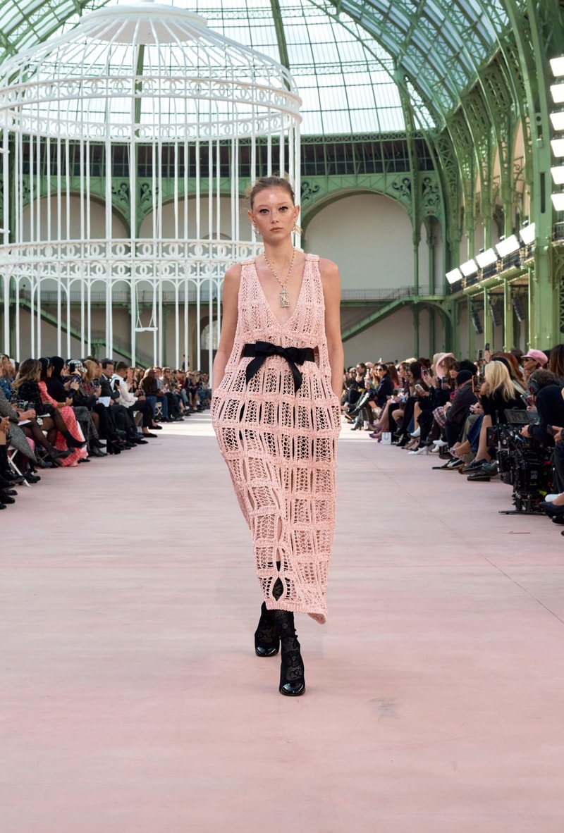 chanel 2025 spring summer grand palais paris fashion week looks
