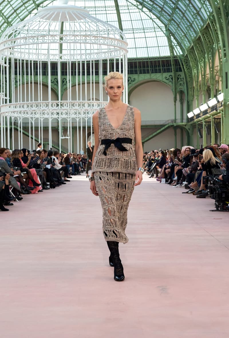 chanel 2025 spring summer grand palais paris fashion week looks