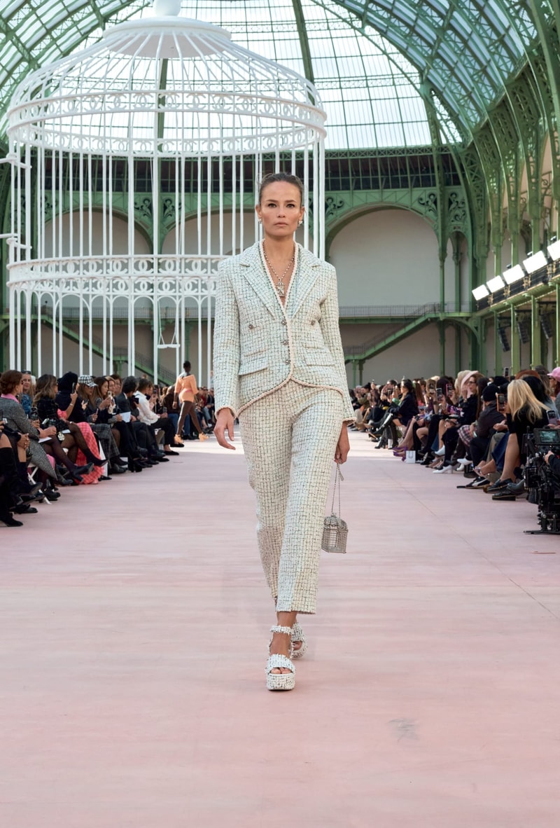 chanel 2025 spring summer grand palais paris fashion week looks