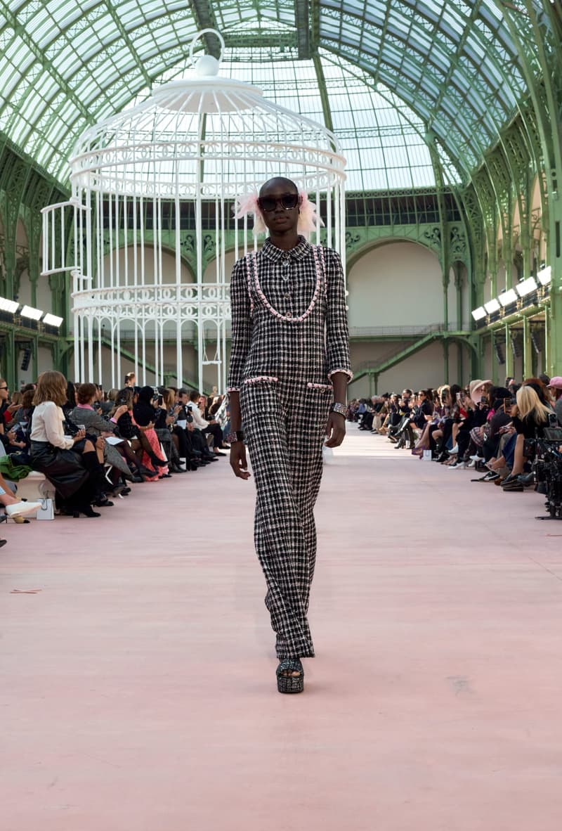 chanel 2025 spring summer grand palais paris fashion week looks