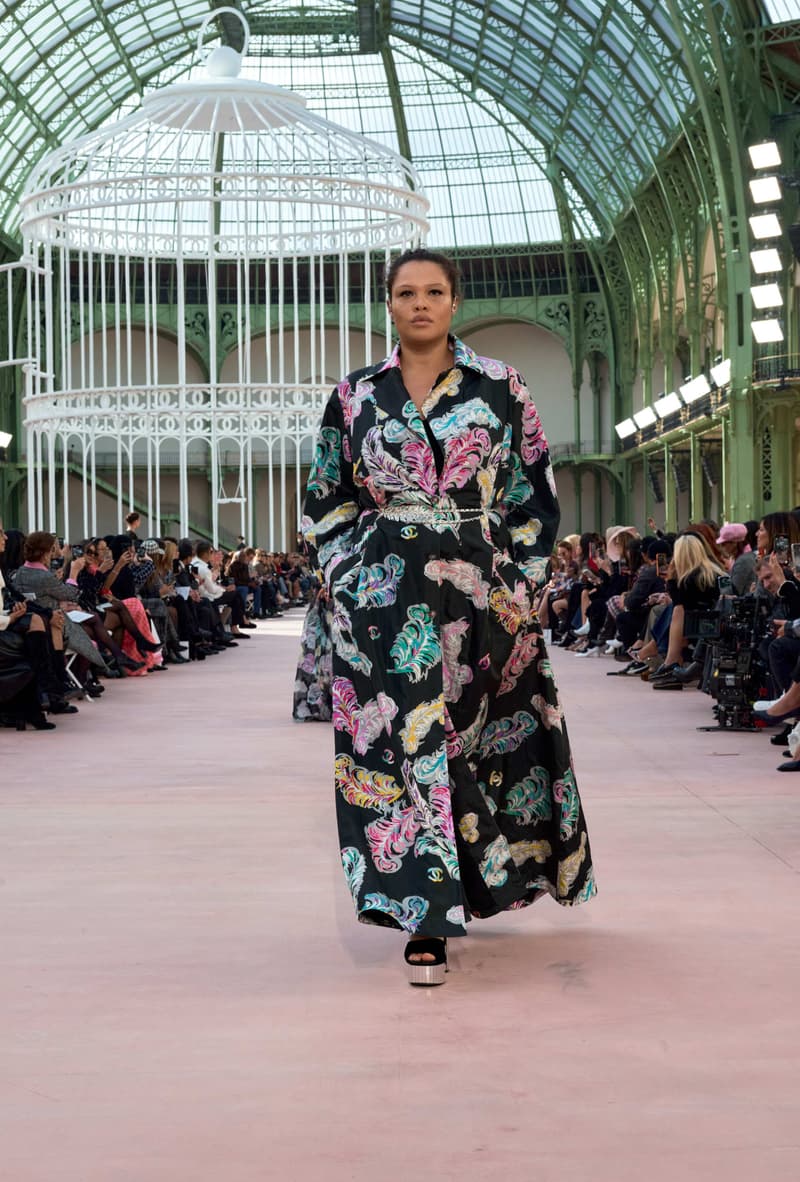 chanel 2025 spring summer grand palais paris fashion week looks