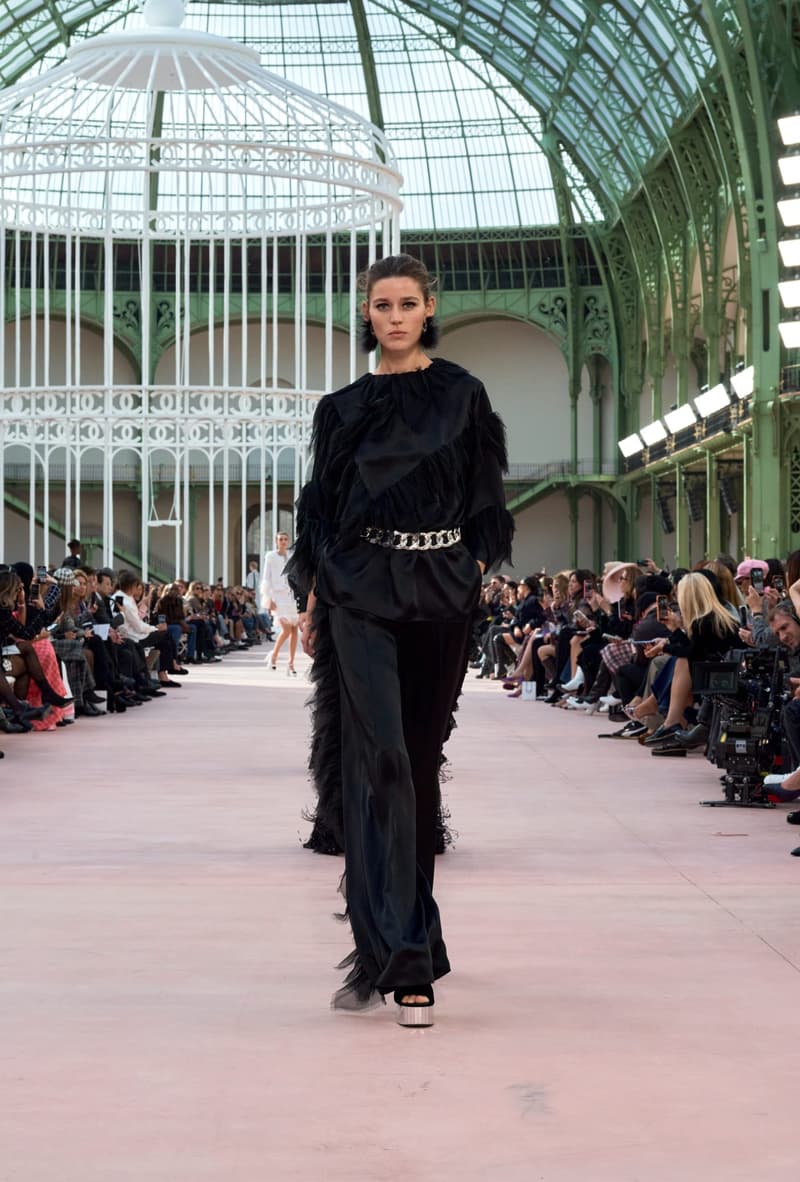 chanel 2025 spring summer grand palais paris fashion week looks