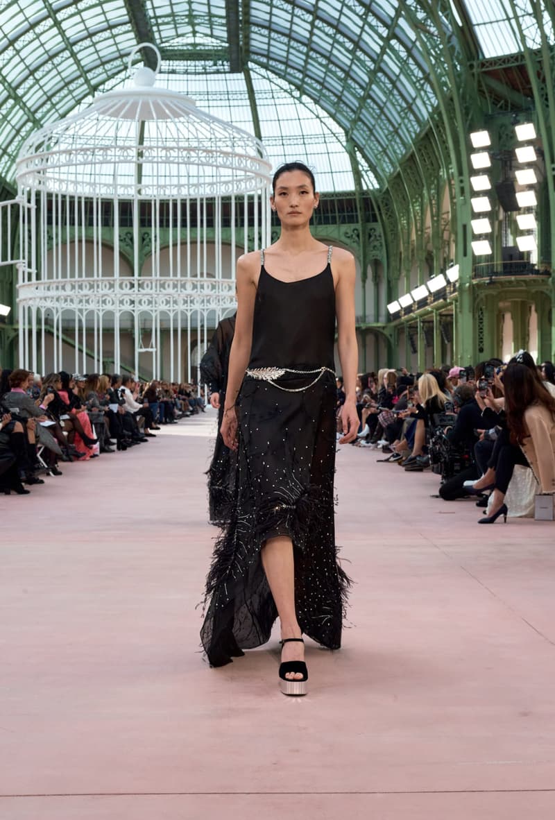 chanel 2025 spring summer grand palais paris fashion week looks