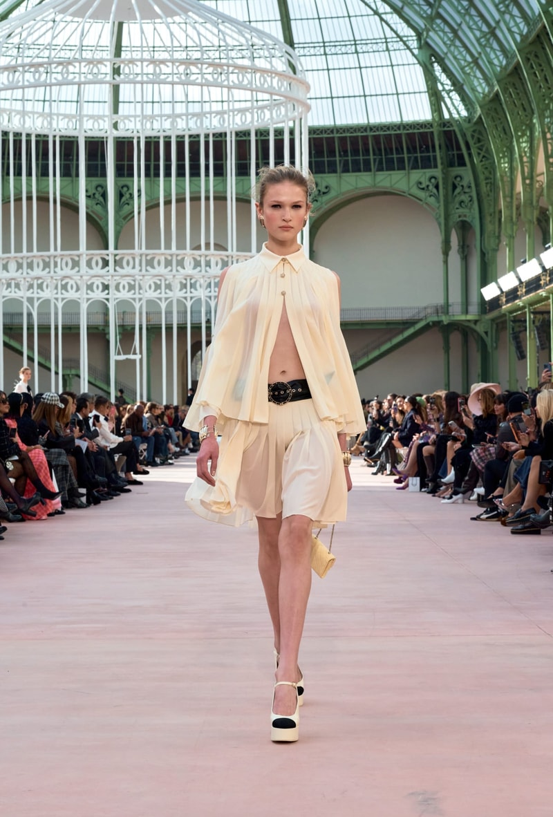 chanel 2025 spring summer grand palais paris fashion week looks