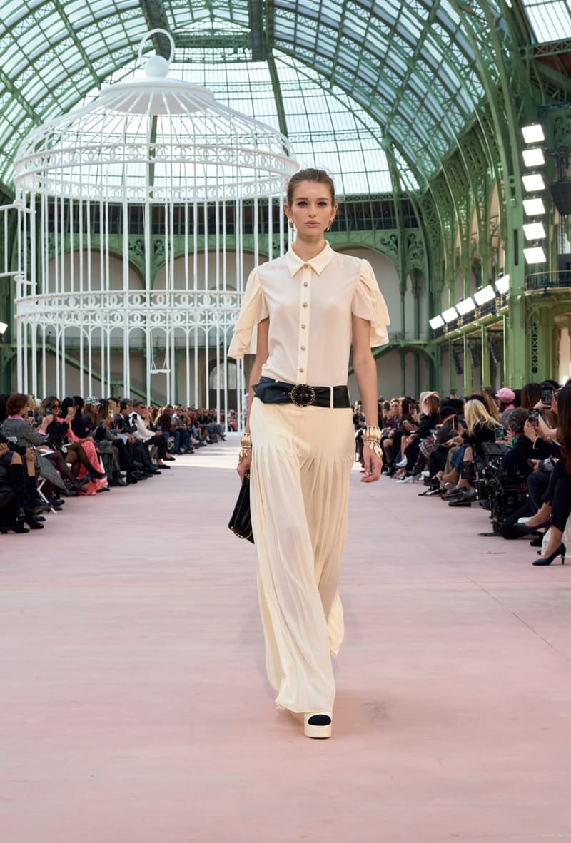 chanel 2025 spring summer grand palais paris fashion week looks