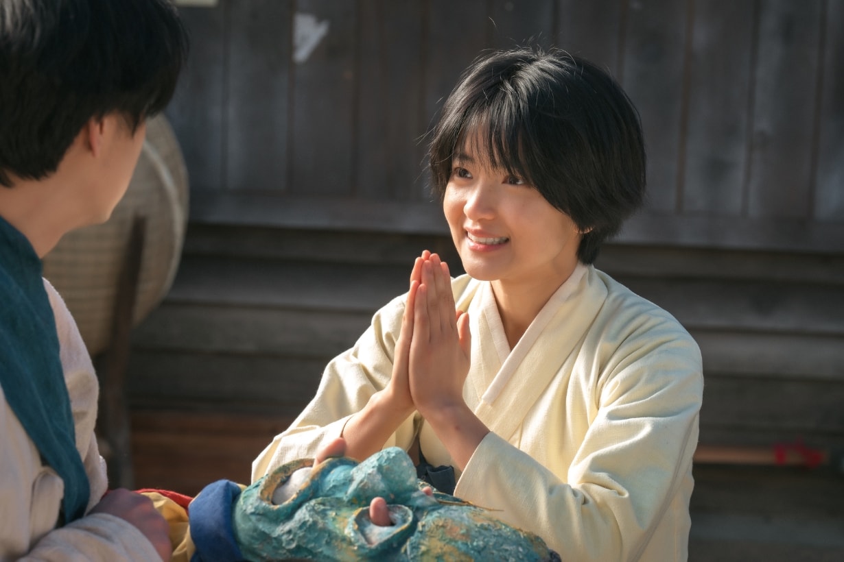 Jeongnyeon The Star is Born Jung Eun Chae Kim Tae Ri