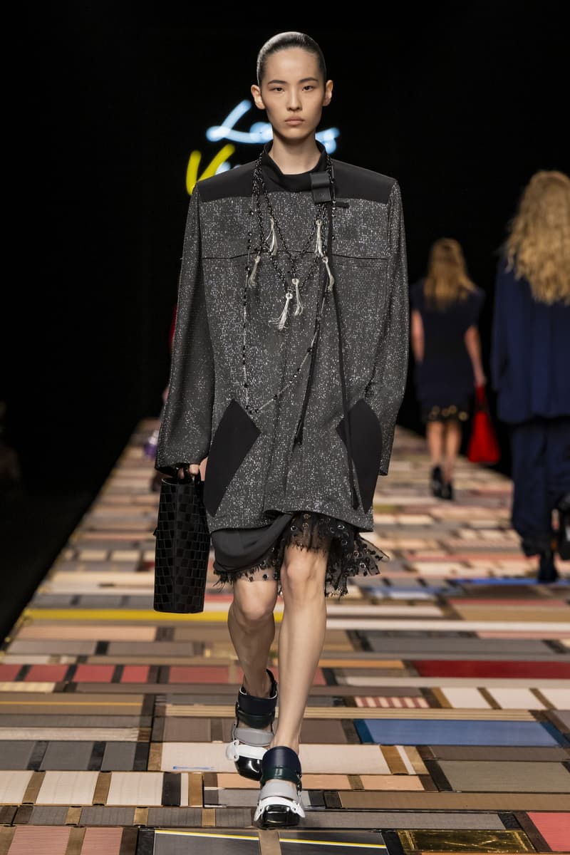 Louis Vuitton 2025ss fahion show