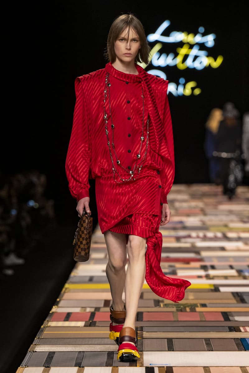 Louis Vuitton 2025ss fahion show